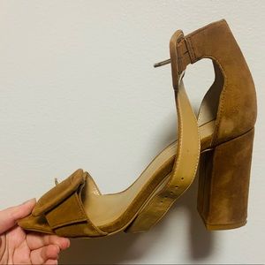 banana republic sandals